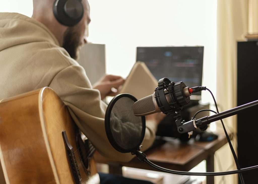 Analog to Digital How Music Recording technology Has Adapted to