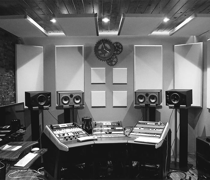 The Complete Guide to Professional Recording Studio Equipment Making Music 101